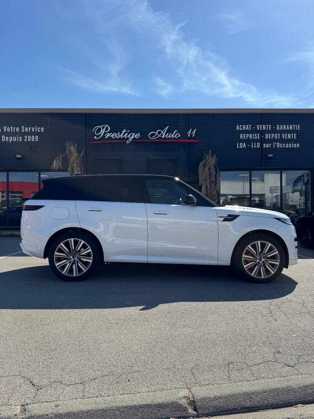 Range Rover R Dynamic HSE P 460 Hybrid 1ere Main TVA r&eacute;cup&eacute;rable 27 000 2024 occasion 11100 Narbonne