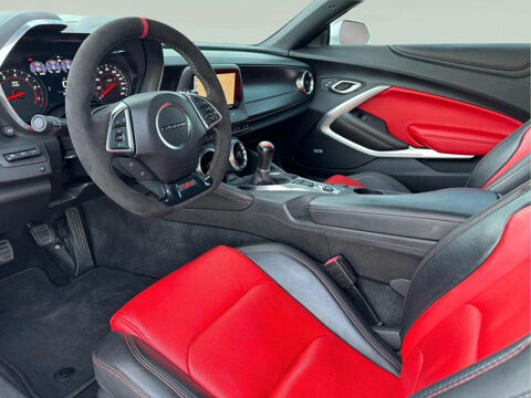 Camaro SS 6.2 V8 * ZL1 Look * Bo&icirc;te Manuelle * CarPlay * HUD * Cam&eacute; 2019 occasion 33150 Cenon
