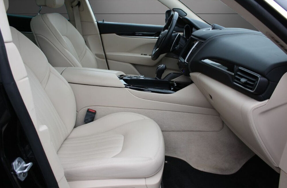 Levante &middot; GranLusso S Q4 &middot; 3.0 V6 430ch &middot; Toit ouvrant panoramique &middot; 2019 occasion 33320 Eysines