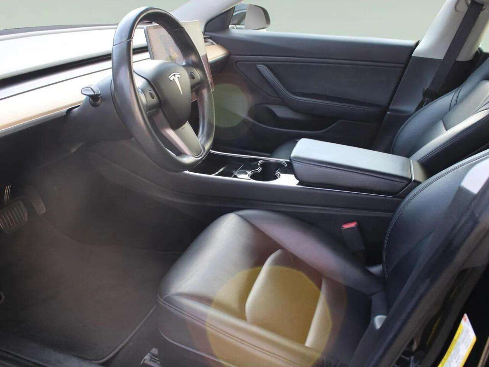 Model 3 Grande Autonomie AWD * 75 kWh * SOH 88 % * Autopilot * Toit 2019 occasion 33150 Cenon