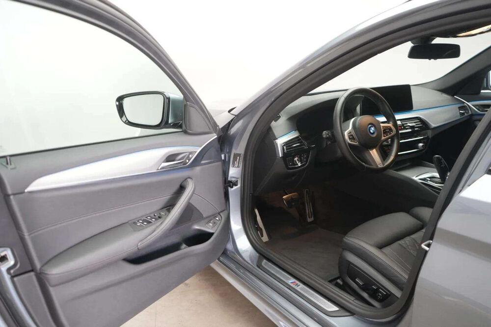 S&eacute;rie 5 520E TOURING M SPORT * 394 CH ANNONC&Eacute;S * CAM&Eacute;RA * CARPLAY * 2022 occasion 33150 Cenon