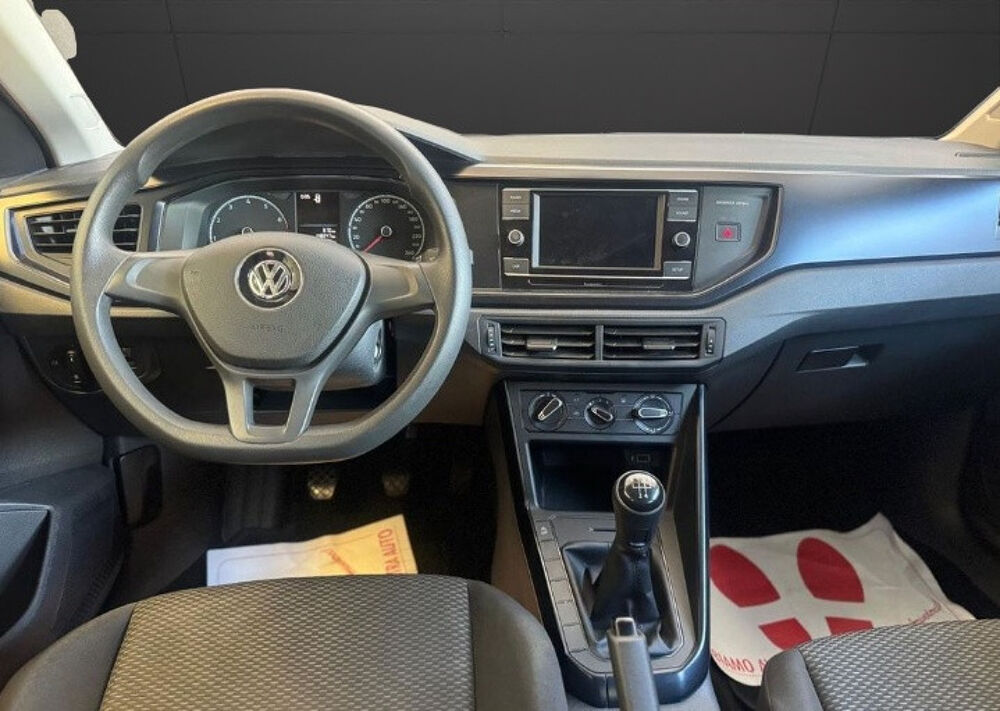 Polo VI &middot; 1.0 MPI 65 ch &middot; Business Comfortline &middot; Essence &middot; Bo&icirc;te 2018 occasion 33320 Eysines