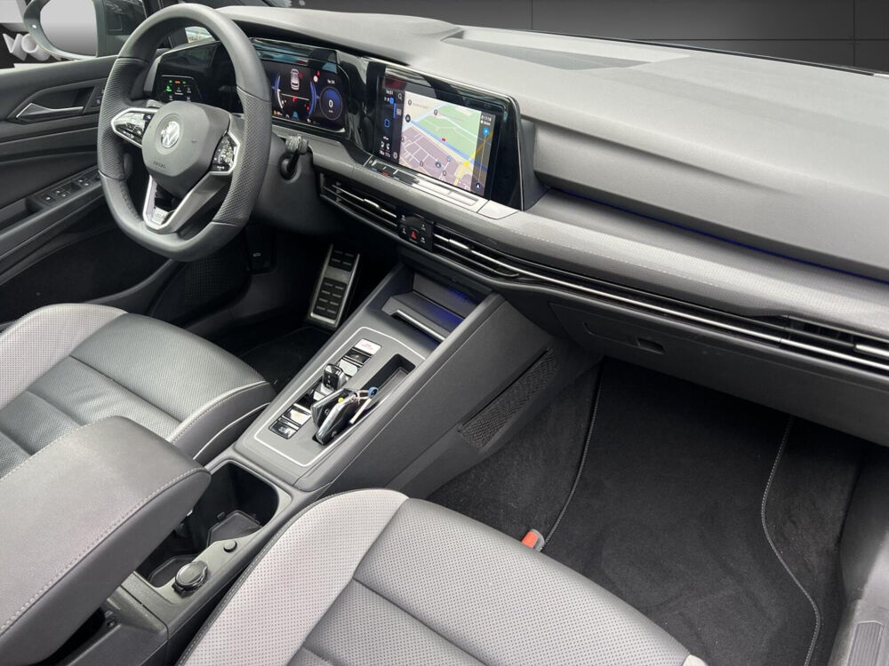 Golf 8 GTD 2.0 TDI 200ch TOIT OUVRANT / INTERIEUR CUIR VENTILES 2021 occasion 33320 Eysines