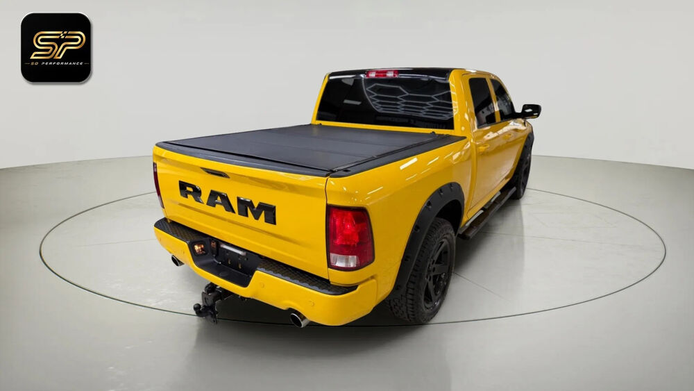RAM BIGHORN CREW CAB 4X4 * V8 HEMI 5.7 401 CH * GPL * RUMBLE BEE 2019 occasion 33150 Cenon