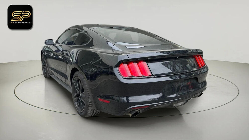 Mustang Coup&eacute; * 2.3 EcoBoost * 290 ch * BVM * Cam&eacute;ra * Faible Kilom&eacute; 2017 occasion 33150 Cenon