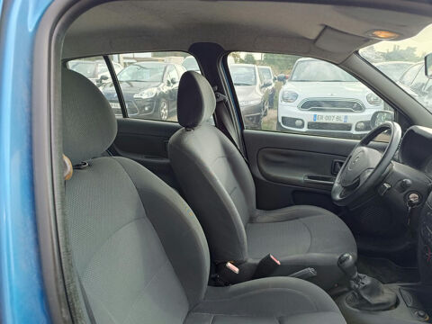 Clio II 1,2 Playstation 2 2002 occasion 06220 Le Golfe Juan