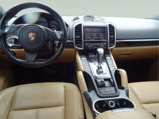 Cayenne Platinum Edition 3.6 V6 300 ch * Toit Ouvrant * Bose * Cam&eacute;r 2014 occasion 33150 Cenon