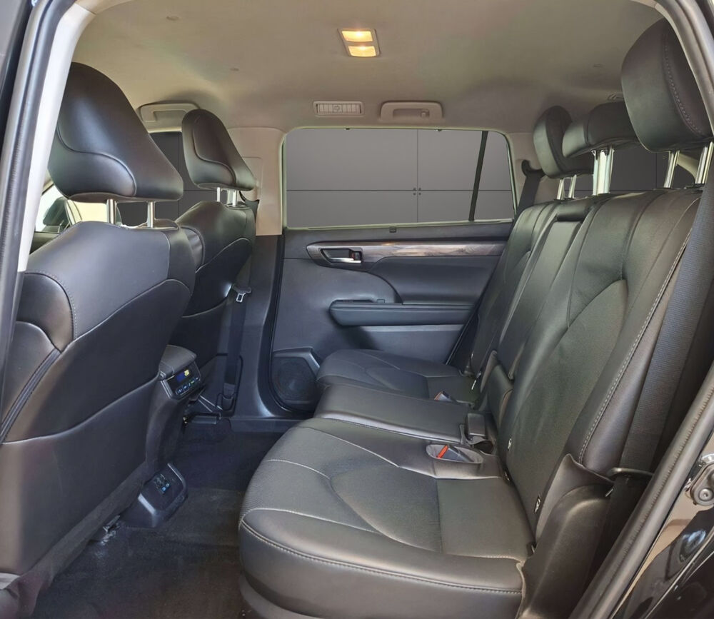 Highlander 2.5 Hybrid Lounge e-CVT – 7 places – Cuir – Toit panoramique 2022 occasion 33320 Eysines