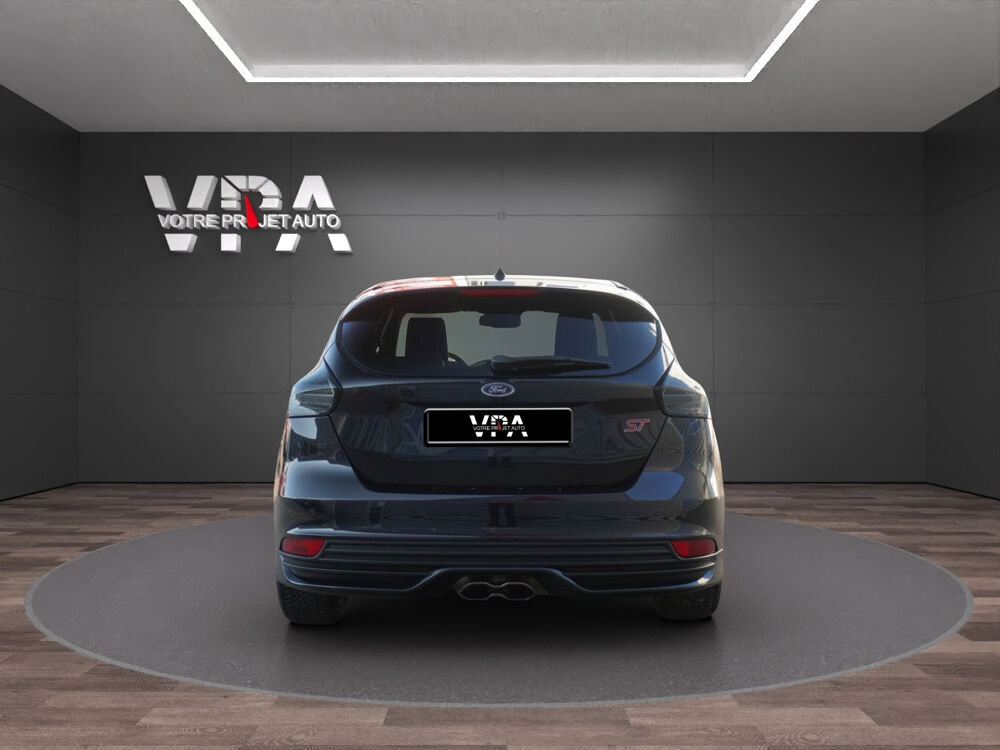 Focus ST &middot; 2.0 EcoBoost 250ch &middot; Si&egrave;ges chauffants &middot; Bi-X&eacute;non &middot; Vol 2015 occasion 33320 Eysines