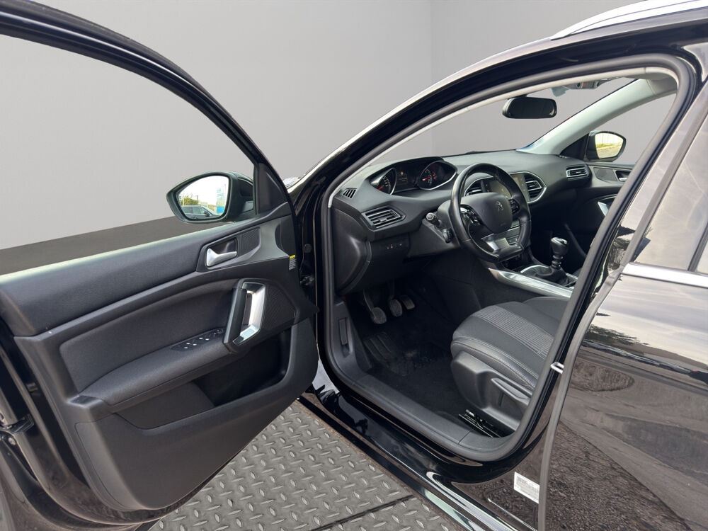308 SW 1.5 BlueHDi 130ch S&amp;S Allure 2019 occasion 83140 Six-Fours-les-Plages