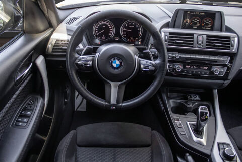 S&eacute;rie 1 M140i xDrive M Performance 340 ch BVA8 • Alcantara • &Eacute;chappe 2016 occasion 33320 Eysines