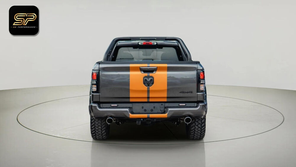 RAM 5.7 V8 HEMI 4x4 * Sport * Pack Offroad Nuit * TVA * LED * AH 2023 occasion 33150 Cenon