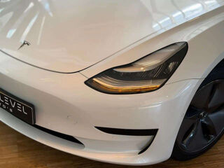 Model 3 STANDARD RWD PLUS 60 KWH 238 CH * AUTOMATIQUE * TOIT PANORAM 2019 occasion 33150 Cenon
