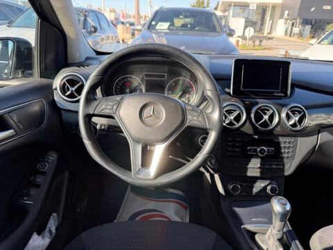 Classe B 180 CDI, camera de recul,gps, telephone ,etc... 2014 occasion 24750 Tr&eacute;lissac