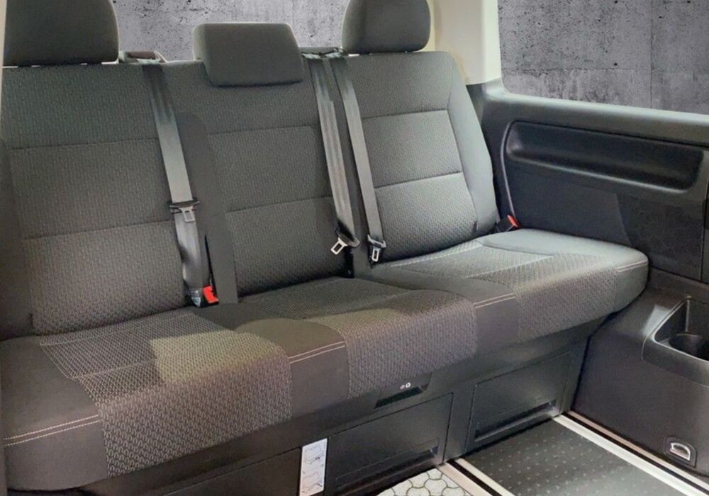 MULTIVAN 2.0 TDI 150CV DSG7 2018 occasion 33320 Eysines