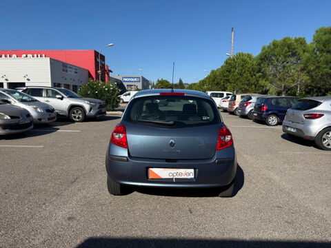 Clio 1.6 16V 2007 occasion 13300 Salon-de-Provence