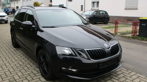 Octavia 1.6 TDI116 DSG Si&egrave;ges chauffants Attache Remorque Fixe 2019 occasion 33320 Eysines