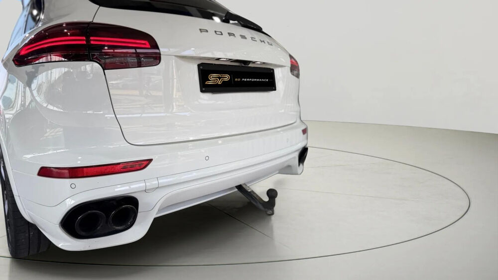 Cayenne S E-Hybrid Platinum * 416 ch * PASM * Toit Pano * Bose 2018 occasion 33150 Cenon