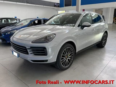Porsche Cayenne 462 ch * V6 3.0 * BVA * SUV Premium 2022 occasion Lyon 69006