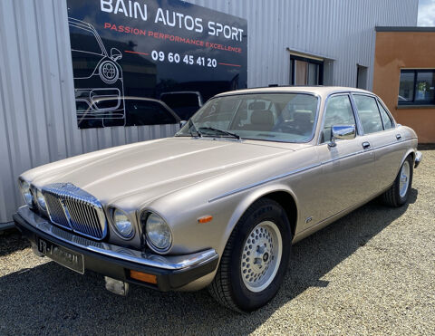 Daimler Autres 5.3L 1991 occasion Bain-de-Bretagne 35470