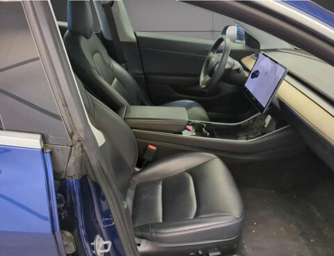 Model S RWD 306ch – Autopilot, toit pano &amp; si&egrave;ges chauffants - D 2020 occasion 33320 Eysines