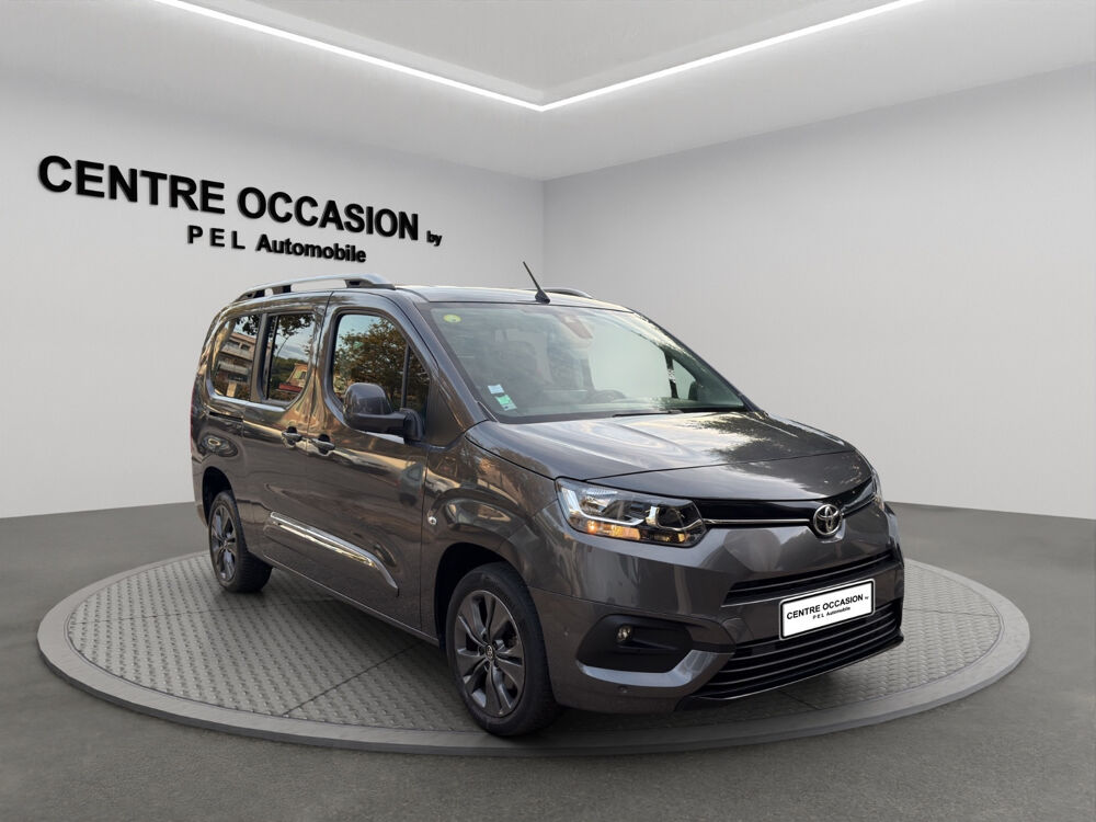Proace city LONG 1.5 D-4D 130 EXECUTIVE – 7 PLACES – 1&egrave;re MAIN 2020 occasion 83140 Six-Fours-les-Plages