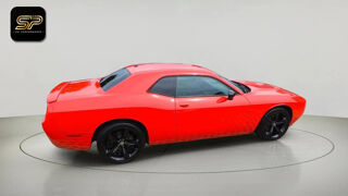 Challenger – V6 3.6 – 309 CH – BVA – 89 357 KM – ORANGE – CUIR 2017 occasion 33150 Cenon
