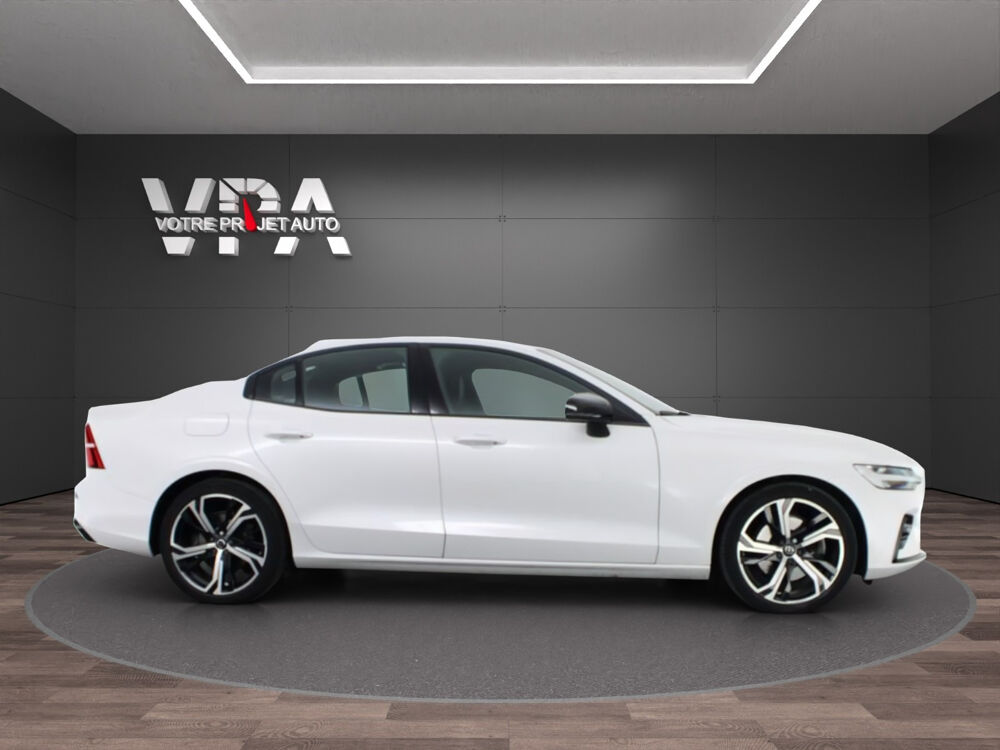 S60 B4 Plus Dark 197 ch – Si&egrave;ges &eacute;lectriques &agrave; m&eacute;moire – Cam&eacute;ra 2024 occasion 33320 Eysines