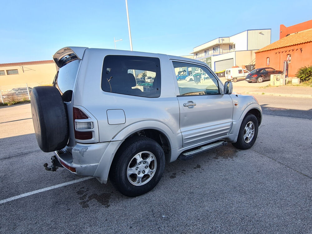 Pajero 3.2 DI-D 165ch 3p 2001 occasion 66450 Pollestres