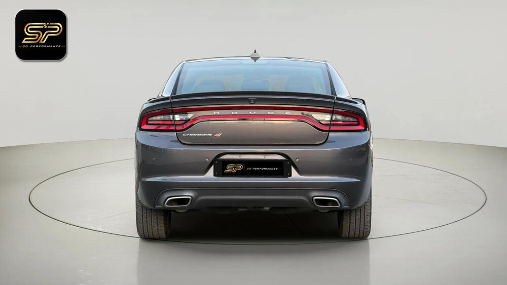 Charger SXT AWD * V6 3.6 * 296 ch * 4x4 * Toit Ouvrant * Cam&eacute;ra 2019 occasion 33150 Cenon