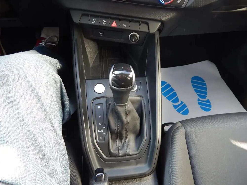 A1 30 TFSI S-Tronic 116 ch * GPS * LED * Cam&eacute;ra de Recul * Si&egrave;g 2019 occasion 33150 Cenon