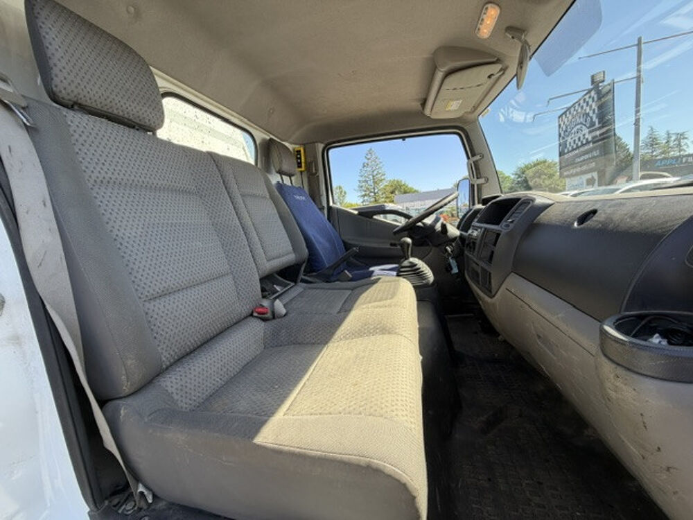 Cabstar NISSAN CABSTAR BENNE IDEM MAXITY CANTER (13 250€HT) 2013 occasion 24750 Tr&eacute;lissac