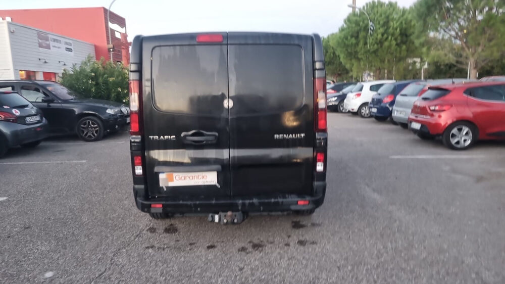 Trafic L2H1 1200 1.6 dCi 120ch Confort Euro6 2016 occasion 13300 Salon-de-Provence