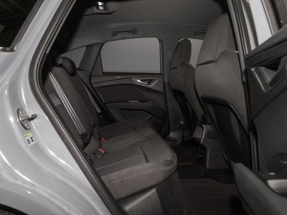 Q4 e-tron Sportback 35 S line 170 ch • Cam&eacute;ra • Apple CarPlay • 2021 occasion 33320 Eysines