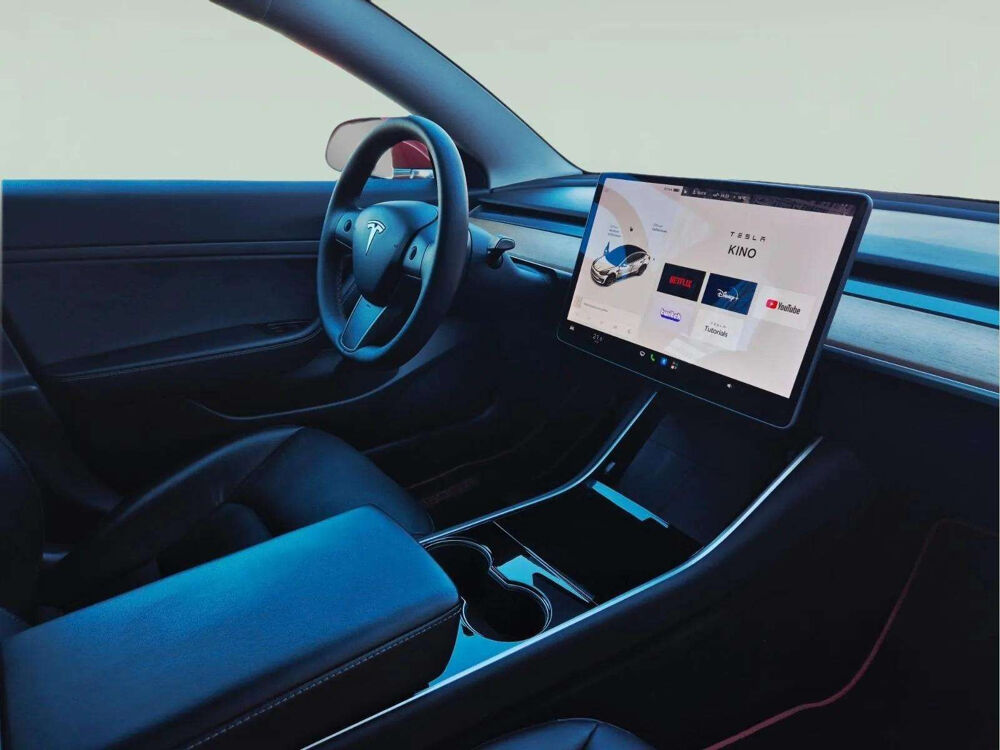 Model 3 Standard Plus * SOH 94 % * Autopilot * Attelage * Pompe &agrave; Ch 2021 occasion 33150 Cenon