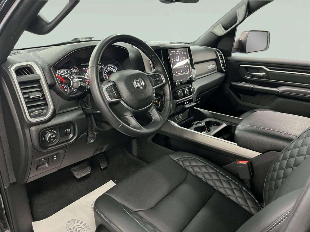 RAM BIG HORN LONGBED * 5.7 HEMI V8 401 CH * AUTOMATIQUE 4X4 * CA 2020 occasion 33150 Cenon
