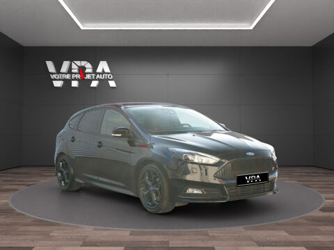 Focus ST &middot; 2.0 EcoBoost 250ch &middot; Si&egrave;ges chauffants &middot; Bi-X&eacute;non &middot; Vol 2015 occasion 33320 Eysines