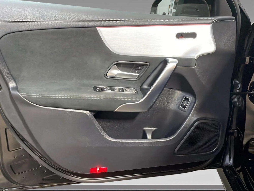Classe A E 218 CH AMG LINE * MBUX * CAM&Eacute;RA * CARPLAY * TVA 2021 occasion 33150 Cenon