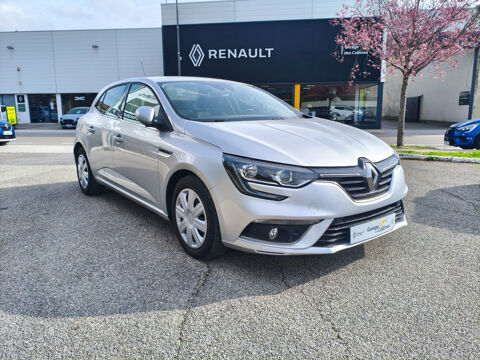 Annonce voiture Renault Megane IV 13990 €