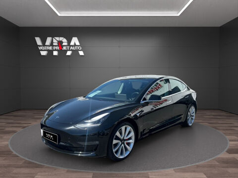 Annonce voiture Tesla Model 3 25880 €