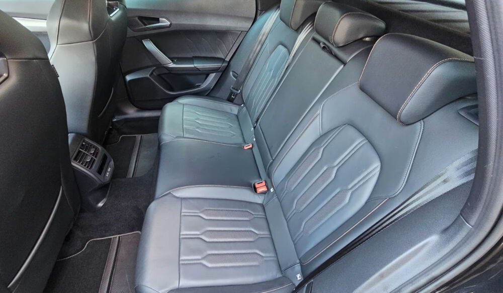 Formentor VZ 1.4 e-HYBRID 245 ch – DSG6 – Noir Midnight – Cuir – GPS – 2022 occasion 33320 Eysines