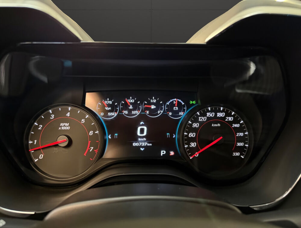 Camaro Coup&eacute; 6.2 V8 SS 453 ch – Bo&icirc;te automatique – Black Edition 2018 occasion 33320 Eysines