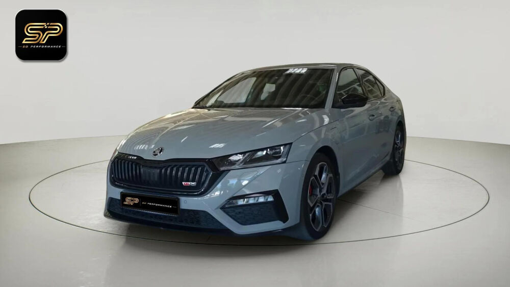 Octavia RS iV 245 ch DSG6 PHEV * DCC * HUD * Canton * ACC * Matrix L 2021 occasion 33150 Cenon