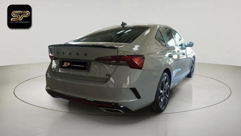 Octavia RS iV 245 ch DSG6 PHEV * DCC * HUD * Canton * ACC * Matrix L 2021 occasion 33150 Cenon