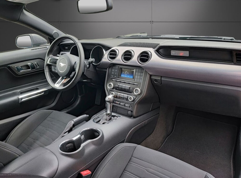Mustang Fastback GT &middot; 5.0 V8 &middot; 441 ch &middot; Bi-X&eacute;non &middot; Si&egrave;ges Sport &middot;  2015 occasion 33320 Eysines