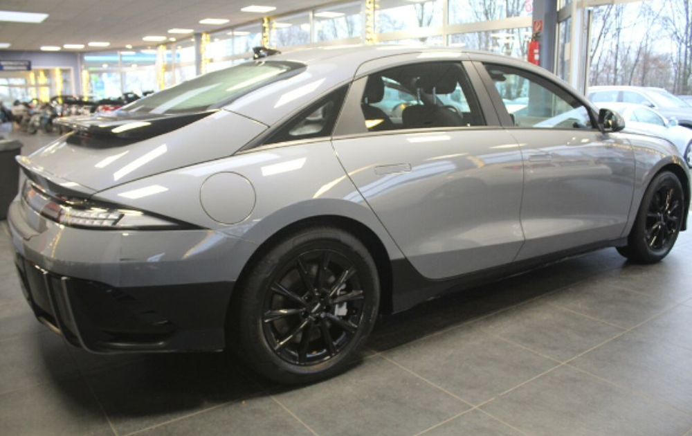 Ioniq 53kWh 151cv Apple Carplay Cam&eacute;ra de recul Volant &amp; Si&egrave;ge 2023 occasion 33320 Eysines