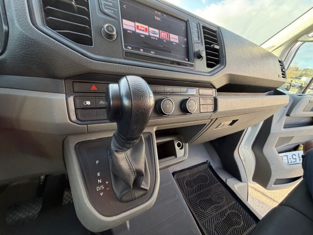 Crafter VOLKSWAGEN CRAFTER DSG BOITE AUTOMATIQUE Fourgon Business Li 2018 occasion 24750 Tr&eacute;lissac