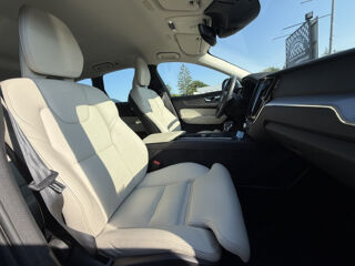 XC60 volvo xc 60 Drive Geartronic boite automatque camera de recu 2019 occasion 24750 Tr&eacute;lissac