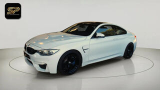 M4 COUP&Eacute; * 431 CH * BVM6 * TOIT CARBONE * HUD * CAM&Eacute;RA * LED 2015 occasion 33150 Cenon