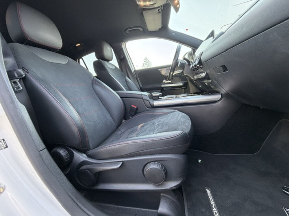 Classe GLA Mercedes GLA 200 AMG LINE GPS CAMERA DE RECUL RADARS TEL ET 2022 occasion 24750 Tr&eacute;lissac